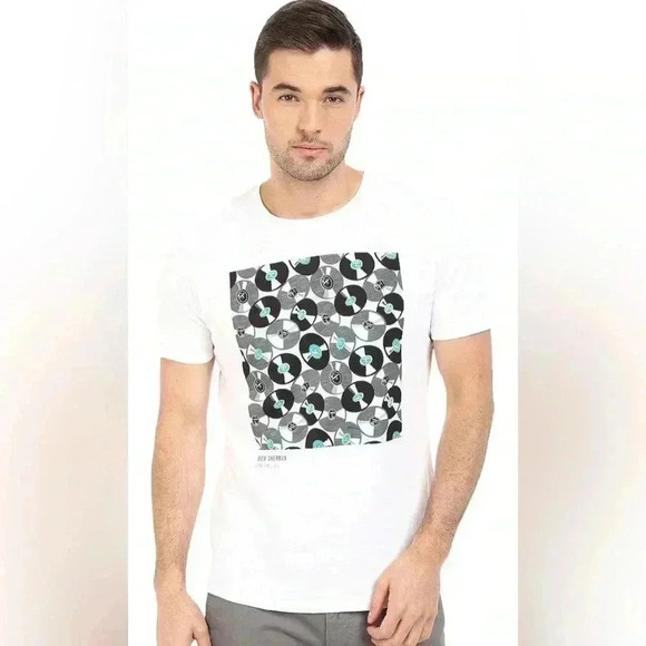 Ben Sherman Men's Records Graphic T-Shirt, White Graphic Tee, Size Small - Picture 1 of 16
